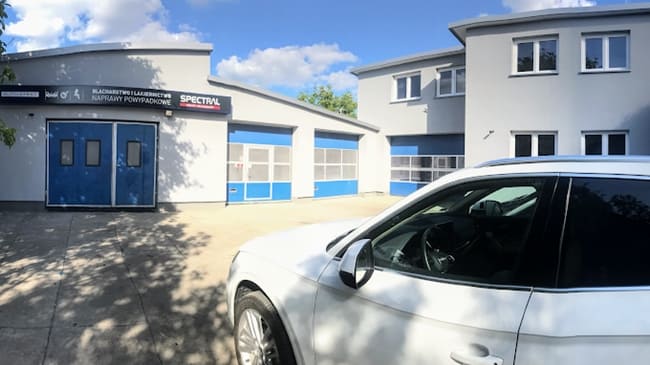 naprawy powypadkowe warszawa autoefekt